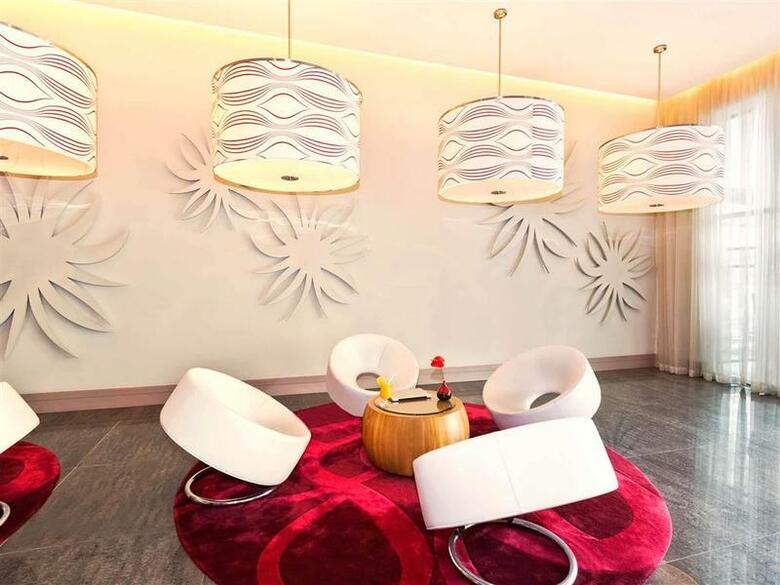 Hotel Ibis Mall Of The Emirates