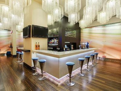 Hotel Ibis Mall Of The Emirates