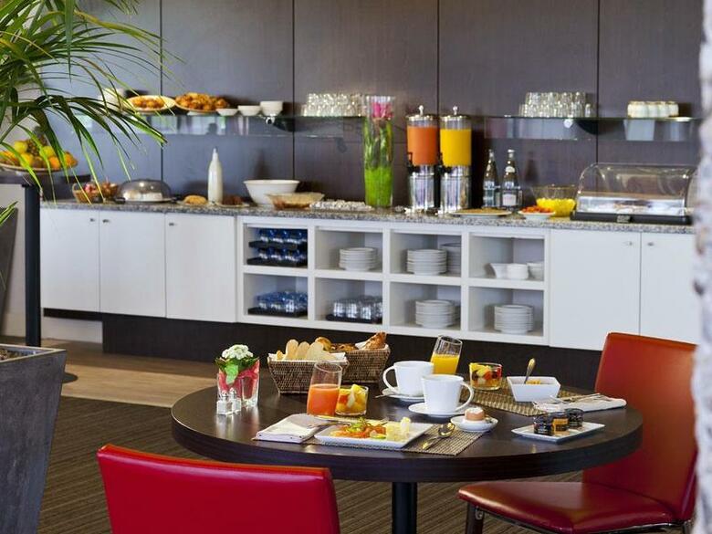 Hotel Novotel Bordeaux Le Lac