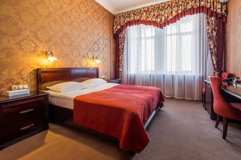 Peking Hotel