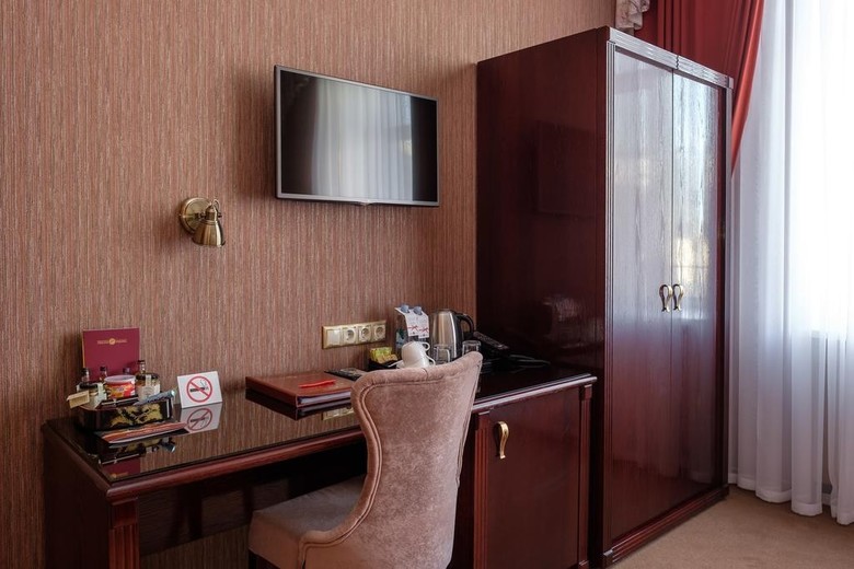Peking Hotel