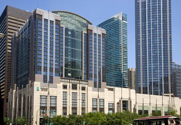 Hotel Embassy Suites Lakefront