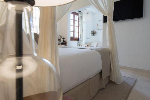 Hotel S'hotelet D'es Born - Suites & Spa