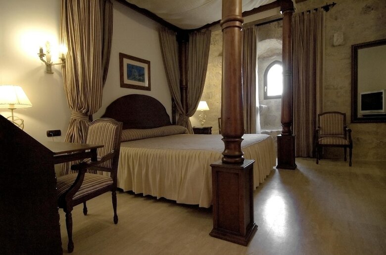 Hotel Se�orio De Olmillos