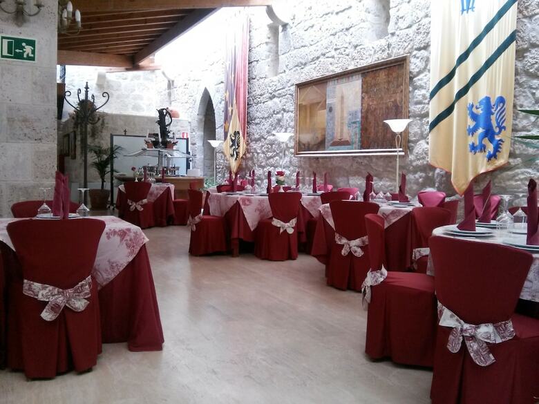 Hotel Se�orio De Olmillos