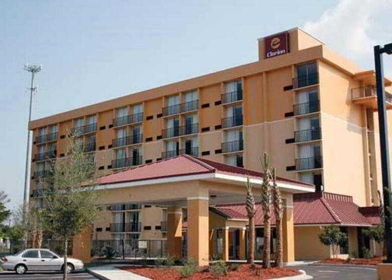 Hotel Clarion Inn  North Charleston