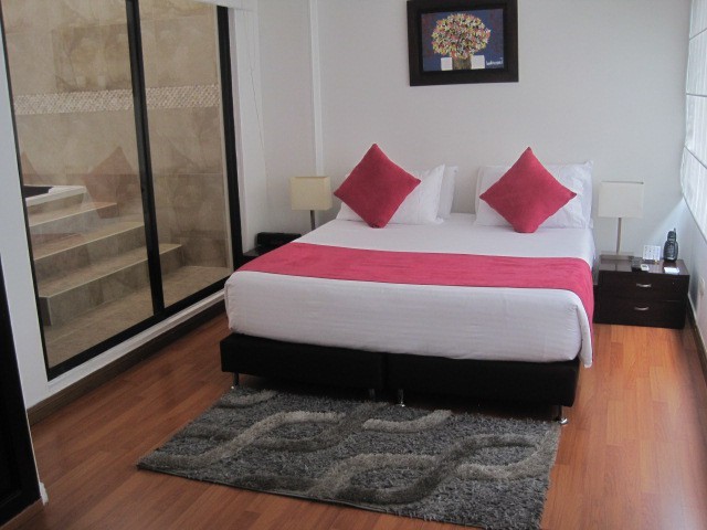 Hotel Suites 109