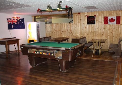 Hostal The Treehouse Backpacker Hotel