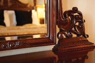 New House Country Hotel
