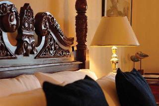 New House Country Hotel