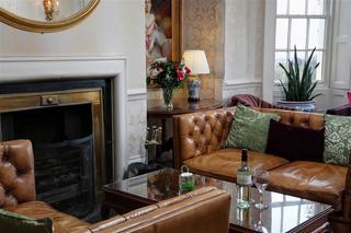New House Country Hotel