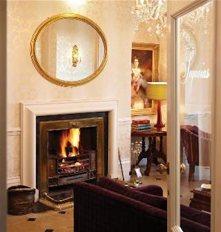 New House Country Hotel