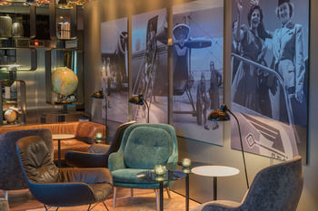 Hotel Motel One Hamburg Airport