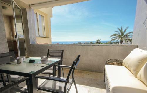 Two-bedroom Apartment In Marbella-las Chapas