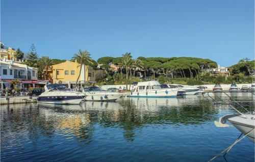 Two-bedroom Apartment In Marbella-las Chapas