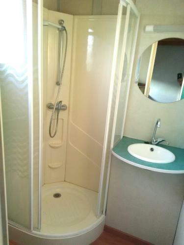 Camping Familial Les Chalets D'uza