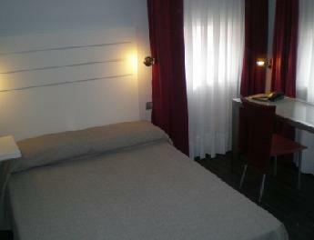 Hotel Aaron