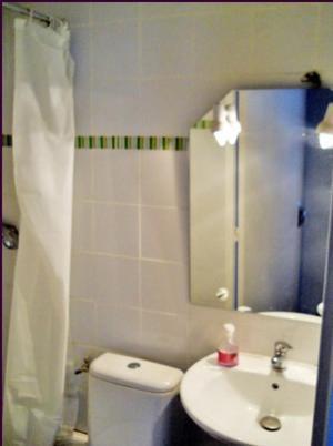 Hostal Lille Louvre Hotel