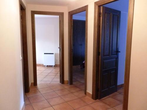 Apartamento Piso Amplio, Luminoso Y Confortable.