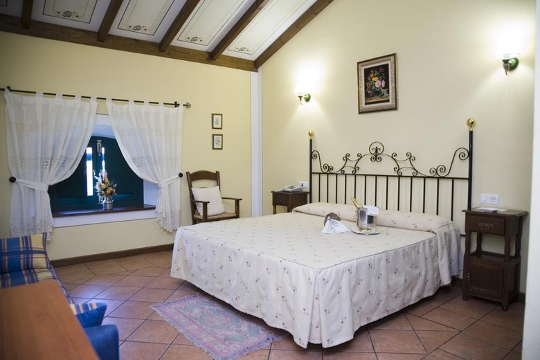 Hotel Rural Soterra�a