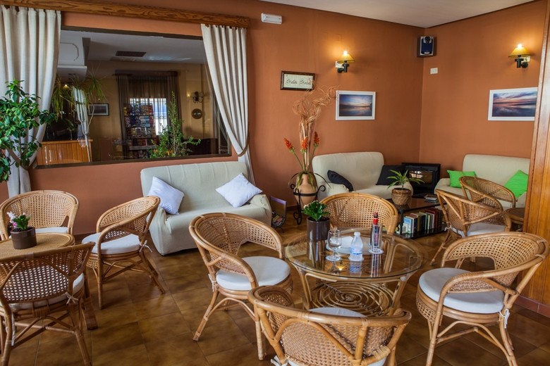 Hotel Tres Jotas