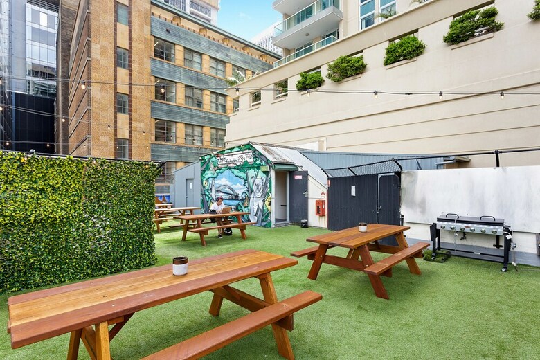Hostal Sydney Backpackers
