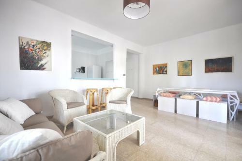 Houm Villa Plaza Arosa