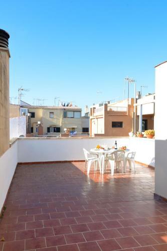 Villa 28 Townhouse 200mts From Sea/beach