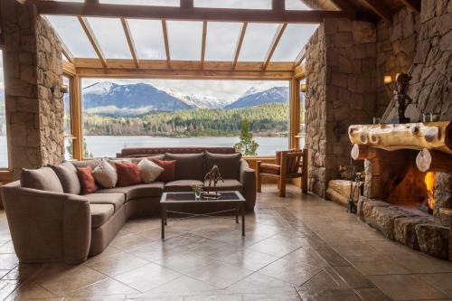 Peninsula Petit Hotel