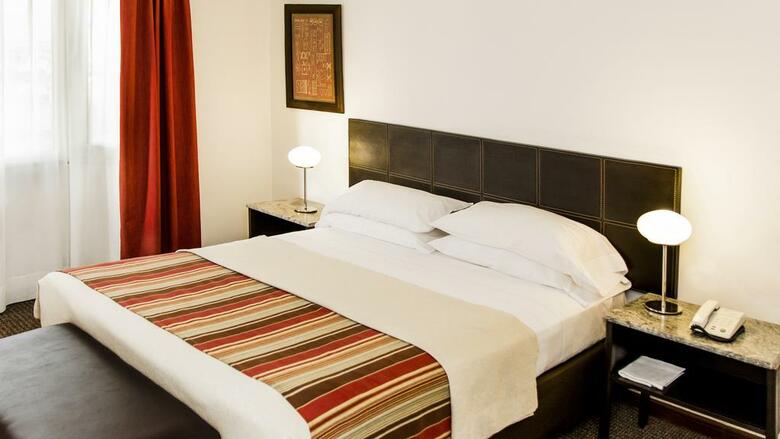 Tolosa Hotel