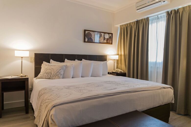 Tolosa Hotel