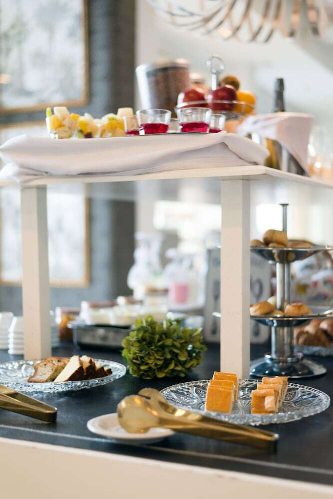 Tolosa Hotel