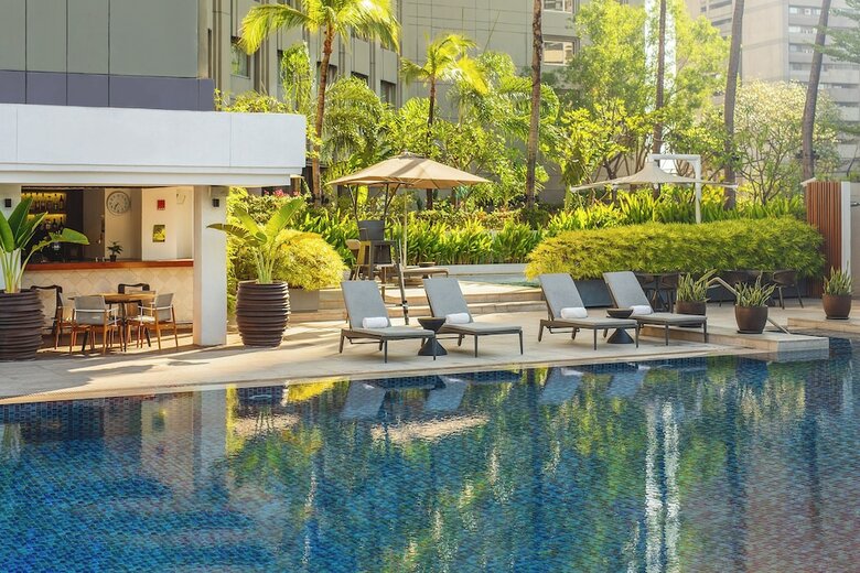 Hotel Makati Shangri-la Manila (Dlx)