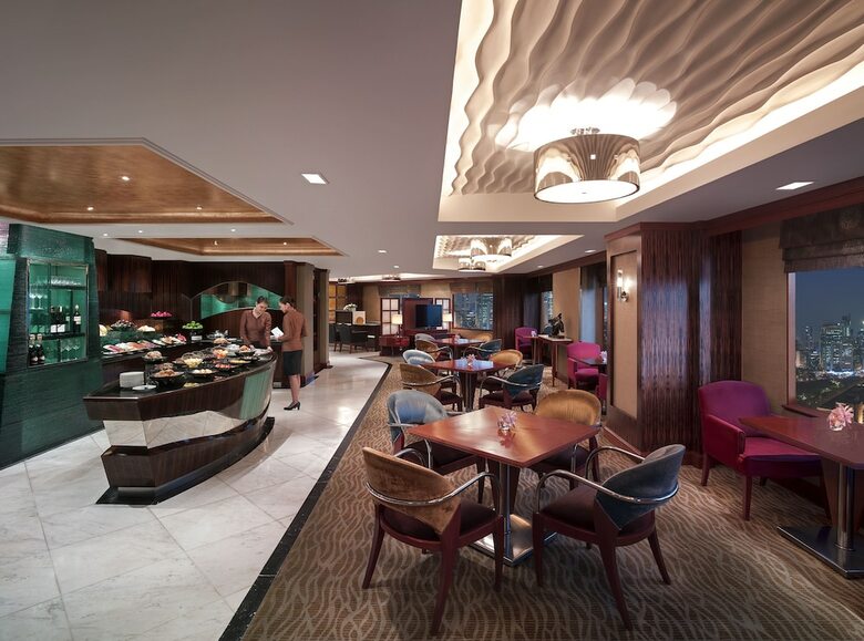 Hotel Makati Shangri-la Manila (Dlx)