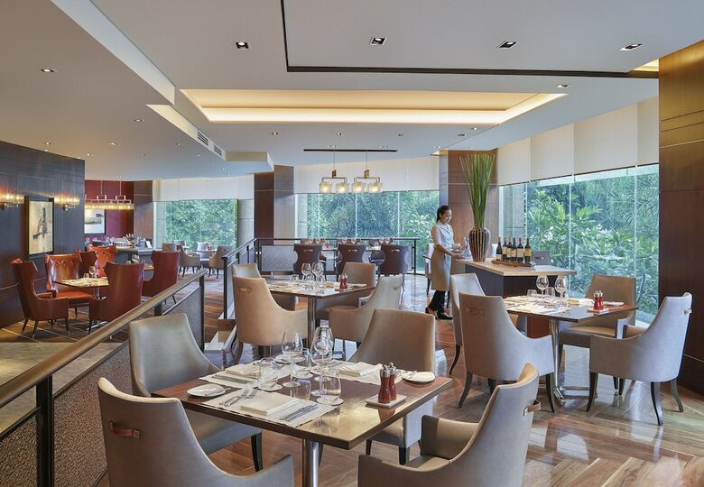 Hotel Makati Shangri-la Manila (Dlx)