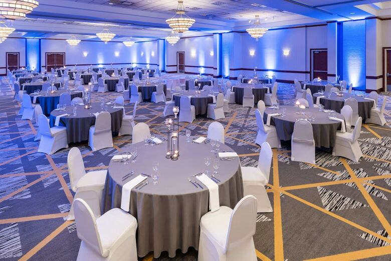 Hotel Embassy Suites Portland - Airport
