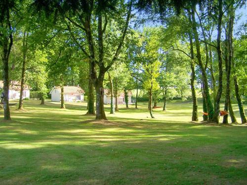 Holiday Home Domaine Du Grand Roc 3