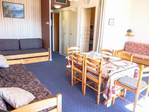 Apartment Cote Louve
