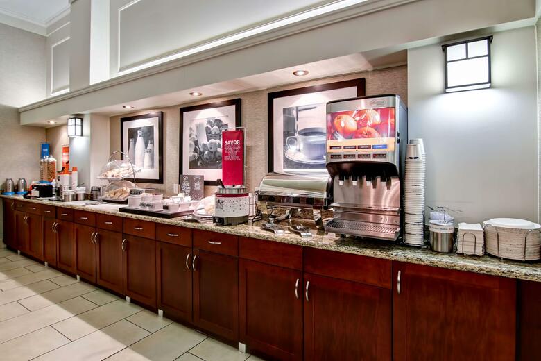 Hotel Hampton Inn & Suites Calgary-airport Canada
