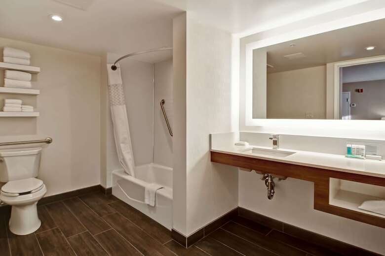 Hotel Hampton Inn & Suites Calgary-airport Canada