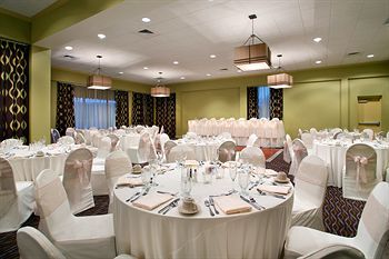 Hotel Holiday Inn South County Center