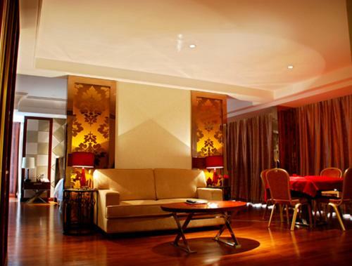 Century Palace Hotel