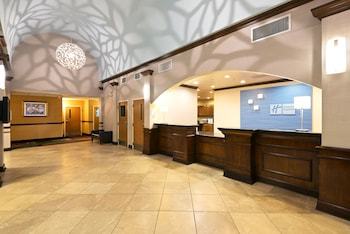 Holiday Inn Express Hotel  Suites Little Rock