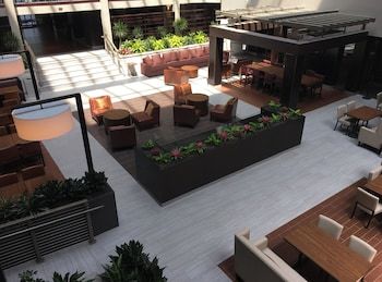 Hotel Embassy Suites Denver - Southeast (hampden Avenue)