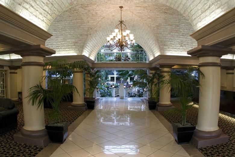Hotel Embassy Suites Denver - Southeast (hampden Avenue)