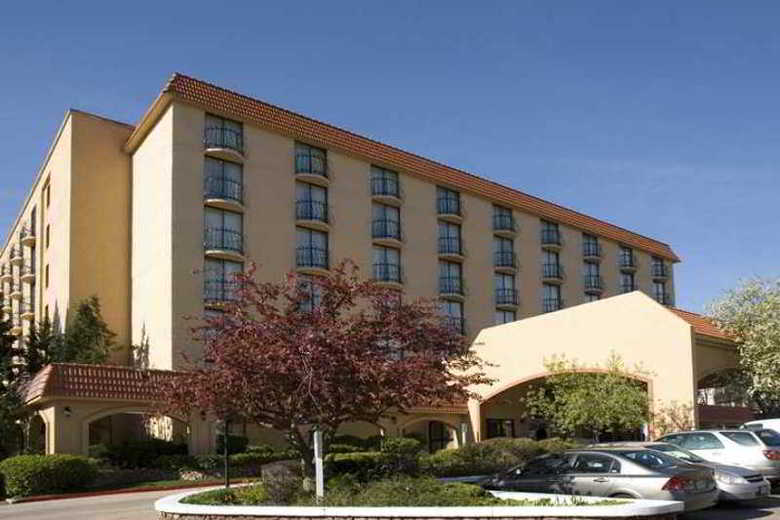 Hotel Embassy Suites Denver - Southeast (hampden Avenue)