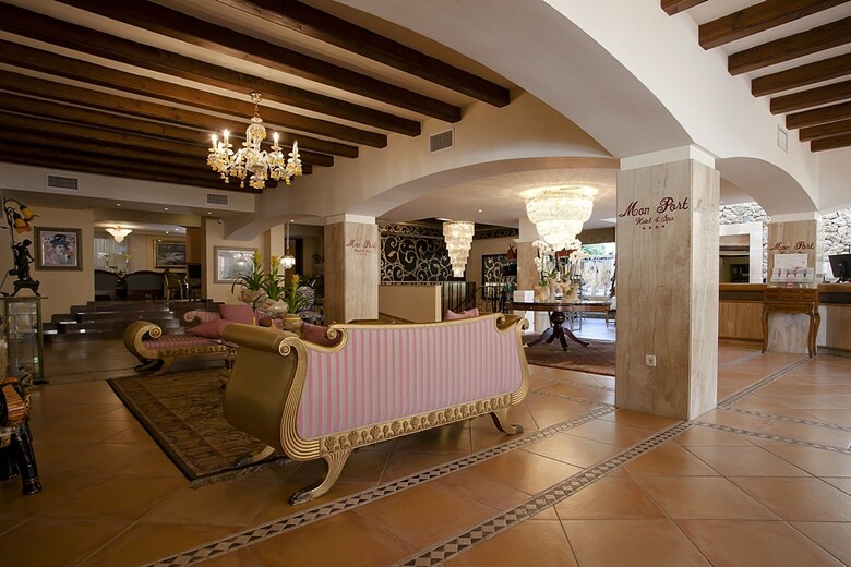 Mon Port Hotel & Spa