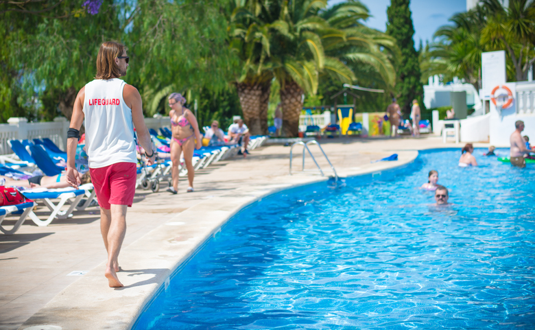 Apartamentos Holiday Center