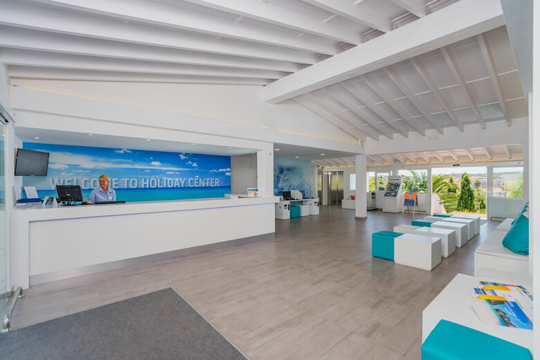 Apartamentos Holiday Center