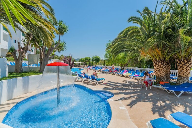 Apartamentos Holiday Center